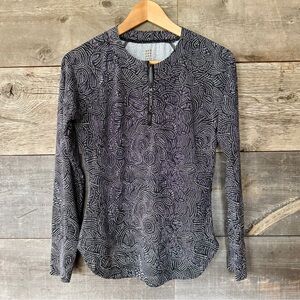 Title Nine Sun Shirt Pullover Top Long Sleeve Quarter Zip‎ UPF 50 Black White XS